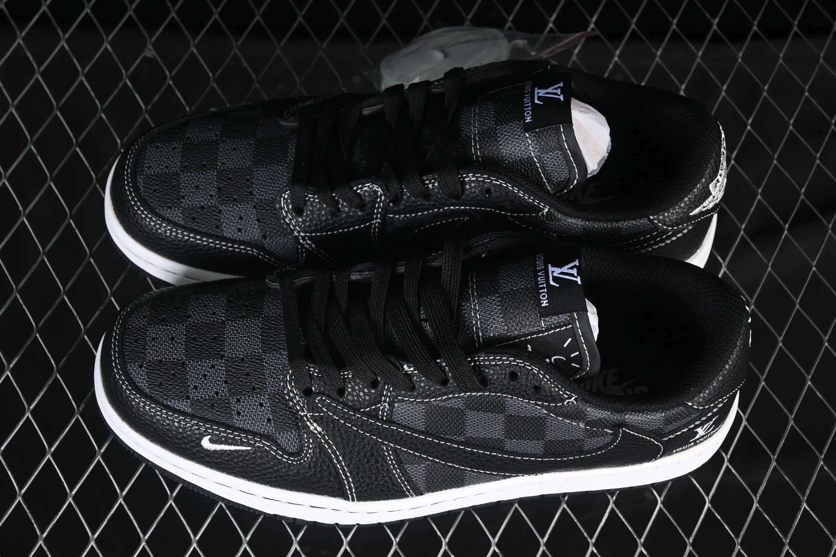 All categories Air Jordan Jordan series basketball shoes Air Jordan 1 Low High-end customized low-top sneakers Travis Scott x Fragment Design x Air Jordan 1 Low OG SP AJ1 Joe 1 LV joint black square pattern low-top cultural casual sneakers DZ5899-008